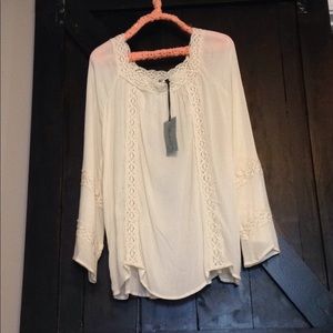 NWT Boutique peasant blouse size Large